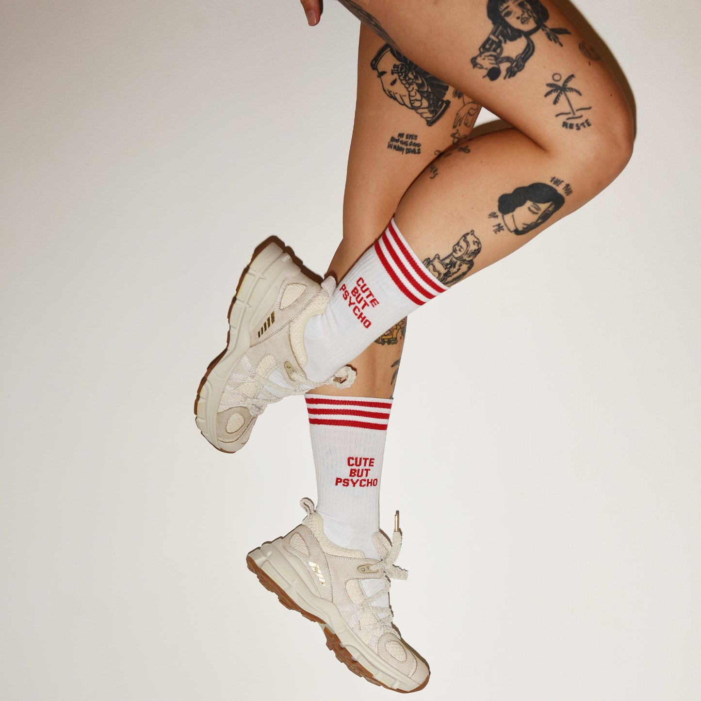CUTE BUT PSYCHO RED - WHITE SOCKS